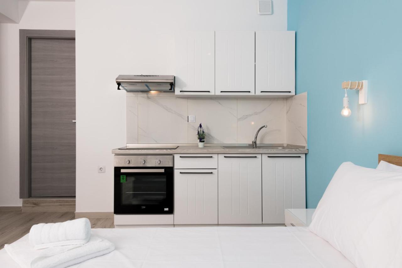 Diamanti Apartments Downtown Лименас Екстериор снимка