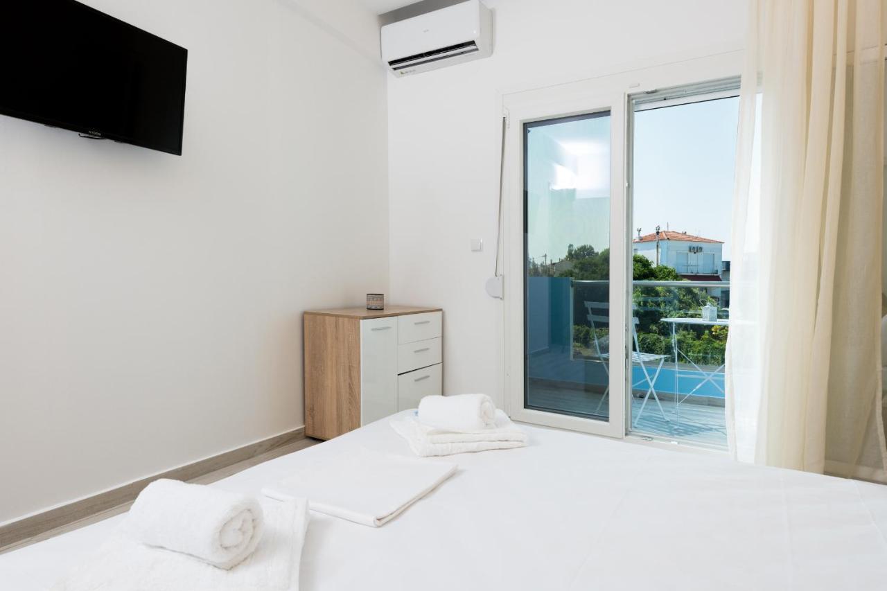 Diamanti Apartments Downtown Лименас Екстериор снимка