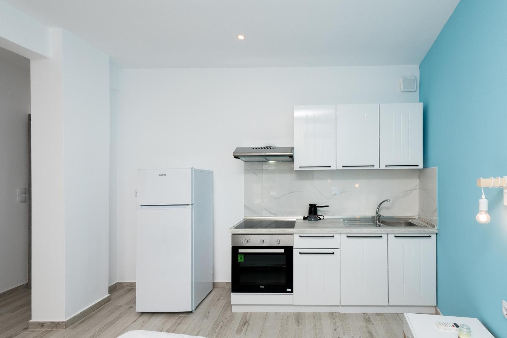 Diamanti Apartments Downtown Лименас Стая снимка